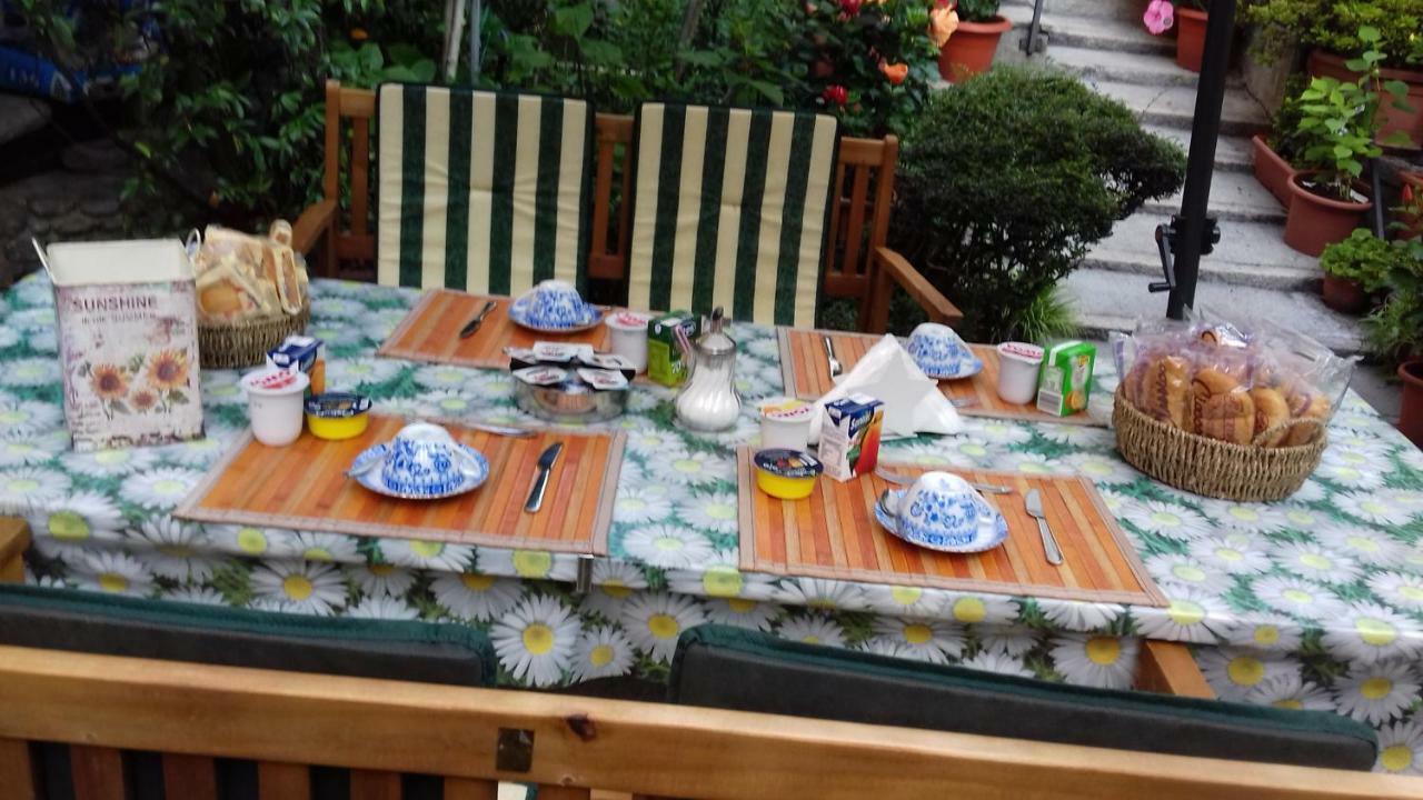 B&B Zia Lina Dongo Ngoại thất bức ảnh